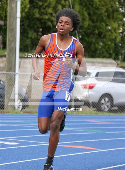 Thumbnail 1 in Wilbur Cross @ Bloomfield photogallery.