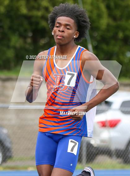 Thumbnail 3 in Wilbur Cross @ Bloomfield photogallery.