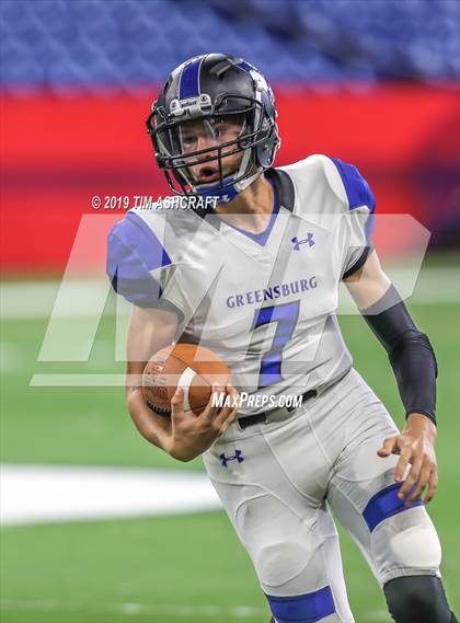 Thumbnail 3 in Connersville vs Greensburg photogallery.