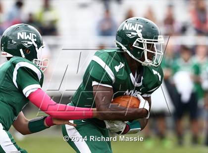 Thumbnail 2 in East Catholic @ Northwest Catholic photogallery.