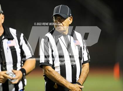 Thumbnail 2 in Muir vs Burroughs photogallery.