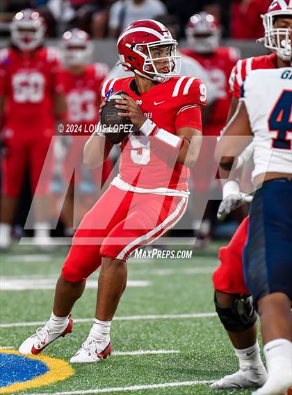 Thumbnail 2 in Bishop Gorman @ Mater Dei photogallery.