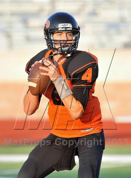 Thumbnail 1 in Petrolia vs. Cross Plains photogallery.