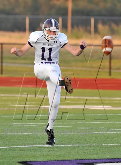 Thumbnail 2 in Petrolia vs. Cross Plains photogallery.