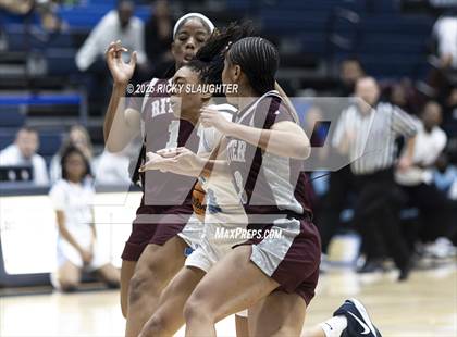 Thumbnail 2 in Cardinal Ritter College Prep @ Belleville East photogallery.