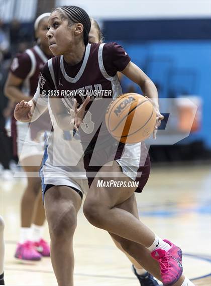 Thumbnail 2 in Cardinal Ritter College Prep @ Belleville East photogallery.