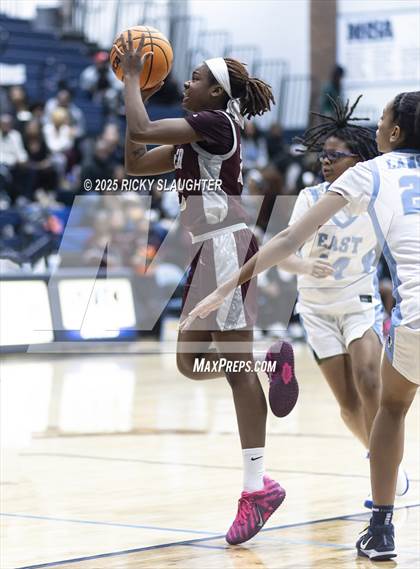 Thumbnail 2 in Cardinal Ritter College Prep @ Belleville East photogallery.