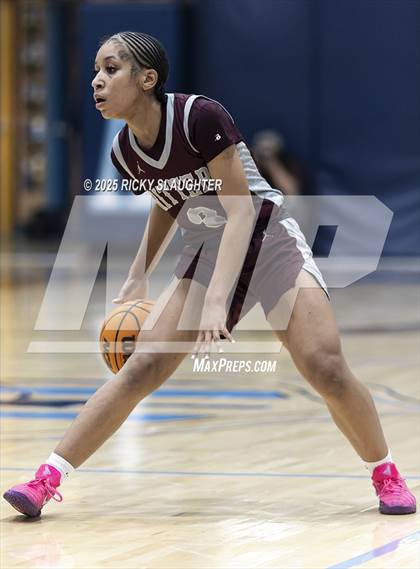 Thumbnail 1 in Cardinal Ritter College Prep @ Belleville East photogallery.