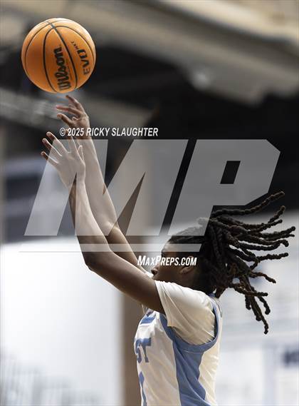 Thumbnail 1 in Cardinal Ritter College Prep @ Belleville East photogallery.