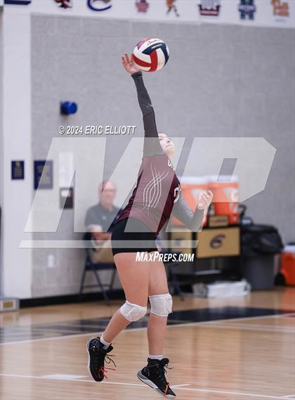 Thumbnail 1 in Cranberry Area vs Redbank Valley (PIAA D9 AA Final) photogallery.