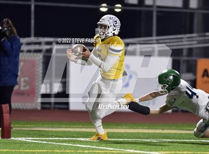Thumbnail 2 in Woodinville @ Sumner [WIAA 4A State Playoff Round 1] photogallery.