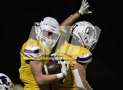 Thumbnail 2 in Woodinville @ Sumner [WIAA 4A State Playoff Round 1] photogallery.