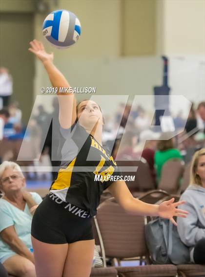 Thumbnail 2 in McMichael vs. Hixson photogallery.