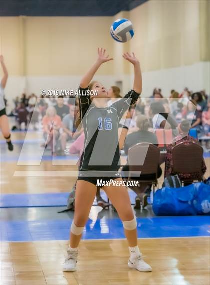 Thumbnail 2 in McMichael vs. Hixson photogallery.
