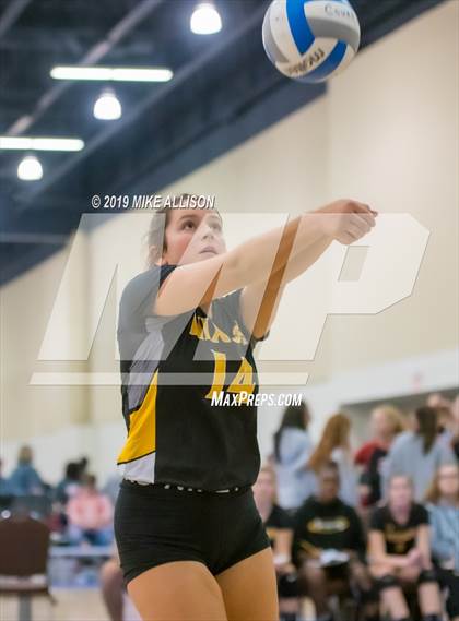 Thumbnail 3 in McMichael vs. Hixson photogallery.