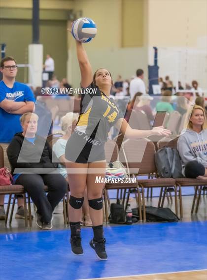 Thumbnail 1 in McMichael vs. Hixson photogallery.