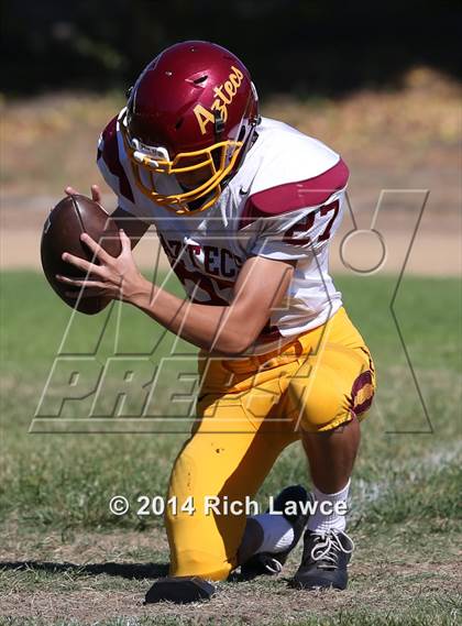 Thumbnail 1 in Esperanza vs. Canyon photogallery.