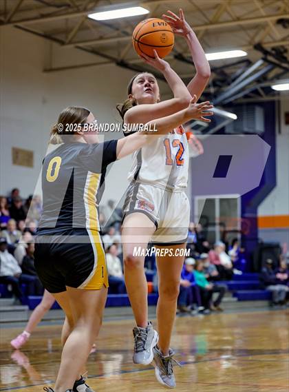 Thumbnail 1 in Chilton County vs Isabella (Chilton County Tournament Round 1) photogallery.