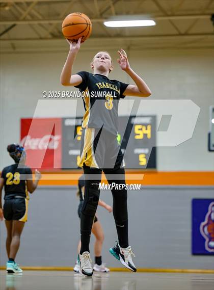Thumbnail 1 in Chilton County vs Isabella (Chilton County Tournament Round 1) photogallery.