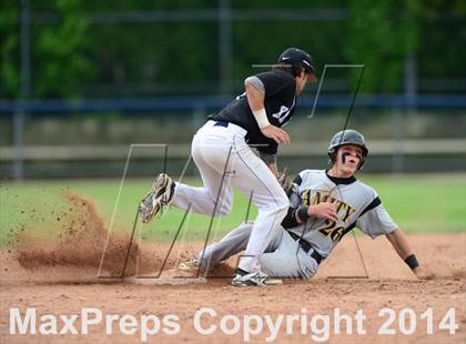 Thumbnail 3 in Amity Regional vs. Xavier (SCC Final) photogallery.