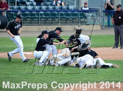 Thumbnail 2 in Amity Regional vs. Xavier (SCC Final) photogallery.