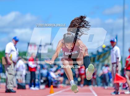 Thumbnail 3 in NYSPHSAA Outdoor Track & Field Championships (Triple Jump) photogallery.