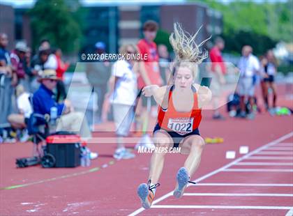 Thumbnail 2 in NYSPHSAA Outdoor Track & Field Championships (Triple Jump) photogallery.