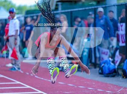 Thumbnail 3 in NYSPHSAA Outdoor Track & Field Championships (Triple Jump) photogallery.