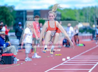 Thumbnail 1 in NYSPHSAA Outdoor Track & Field Championships (Triple Jump) photogallery.