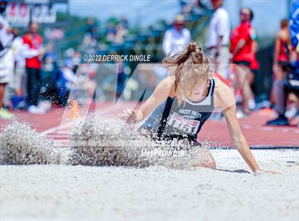 Thumbnail 3 in NYSPHSAA Outdoor Track & Field Championships (Triple Jump) photogallery.