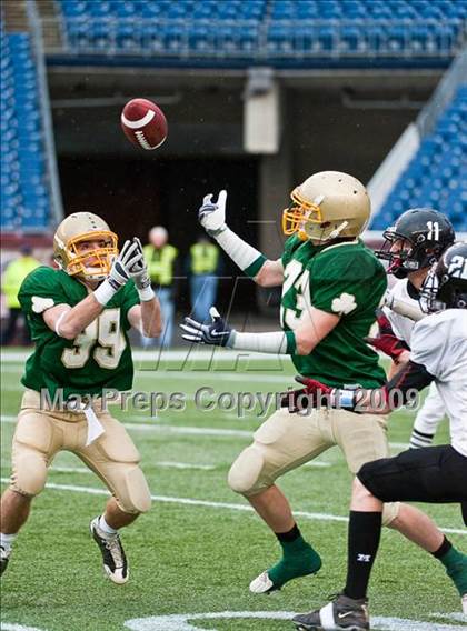 Thumbnail 3 in Bishop Feehan vs. Marblehead (MIAA Division III East Final)) photogallery.