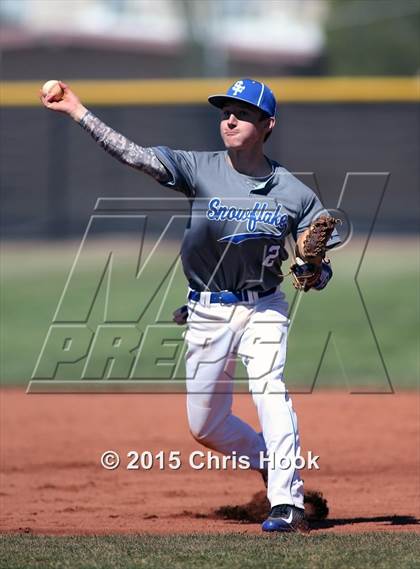Thumbnail 1 in Palo Verde vs. Snowflake (Panther Invitational) photogallery.