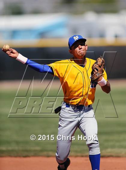 Thumbnail 3 in Palo Verde vs. Snowflake (Panther Invitational) photogallery.