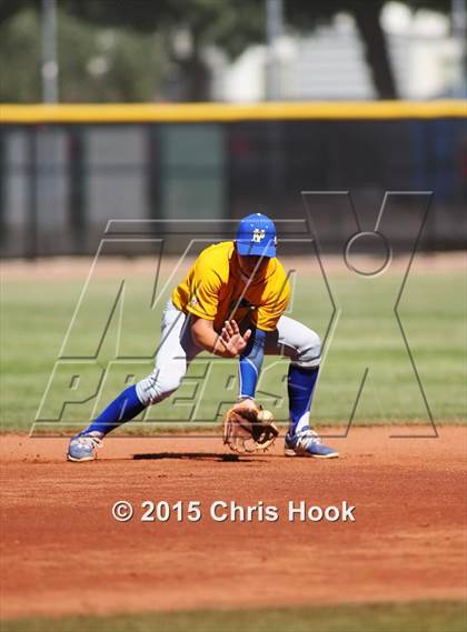 Thumbnail 1 in Palo Verde vs. Snowflake (Panther Invitational) photogallery.