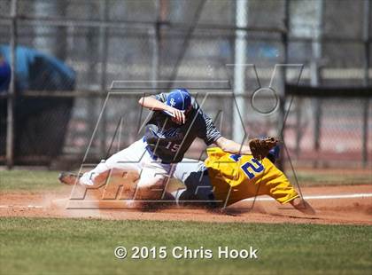 Thumbnail 1 in Palo Verde vs. Snowflake (Panther Invitational) photogallery.