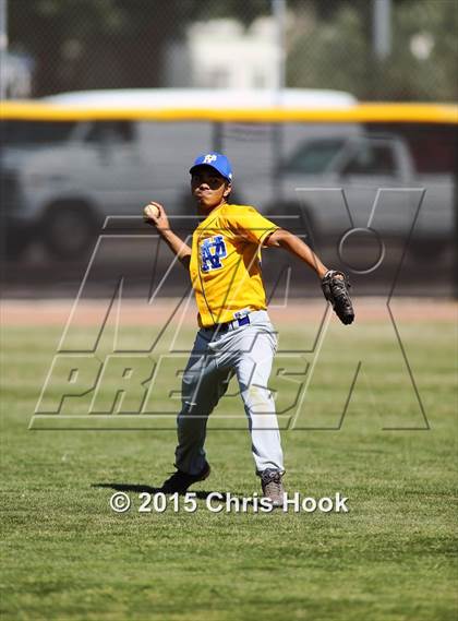 Thumbnail 1 in Palo Verde vs. Snowflake (Panther Invitational) photogallery.