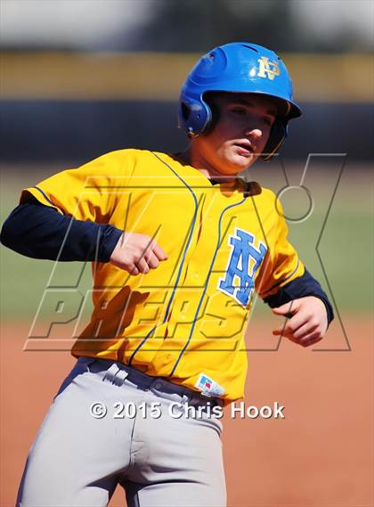 Thumbnail 2 in Palo Verde vs. Snowflake (Panther Invitational) photogallery.