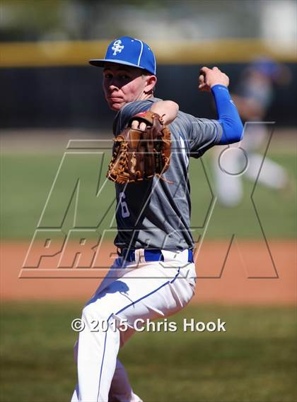 Thumbnail 2 in Palo Verde vs. Snowflake (Panther Invitational) photogallery.