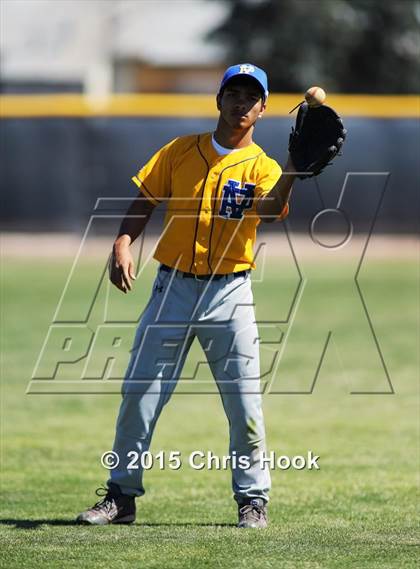 Thumbnail 3 in Palo Verde vs. Snowflake (Panther Invitational) photogallery.