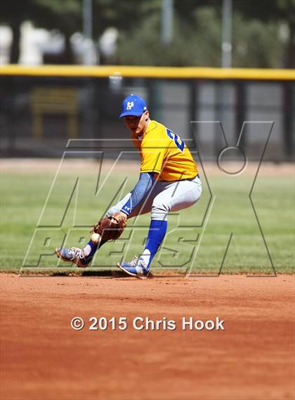 Thumbnail 2 in Palo Verde vs. Snowflake (Panther Invitational) photogallery.