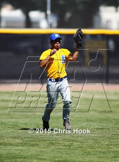 Thumbnail 3 in Palo Verde vs. Snowflake (Panther Invitational) photogallery.