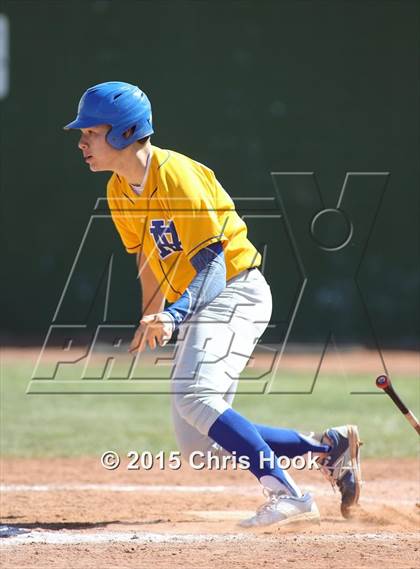 Thumbnail 2 in Palo Verde vs. Snowflake (Panther Invitational) photogallery.