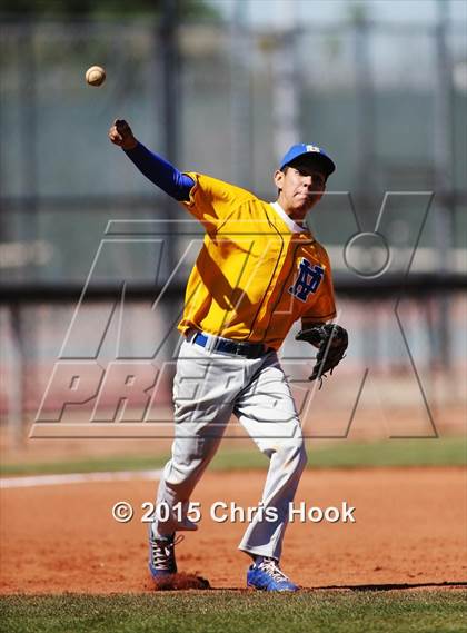 Thumbnail 3 in Palo Verde vs. Snowflake (Panther Invitational) photogallery.