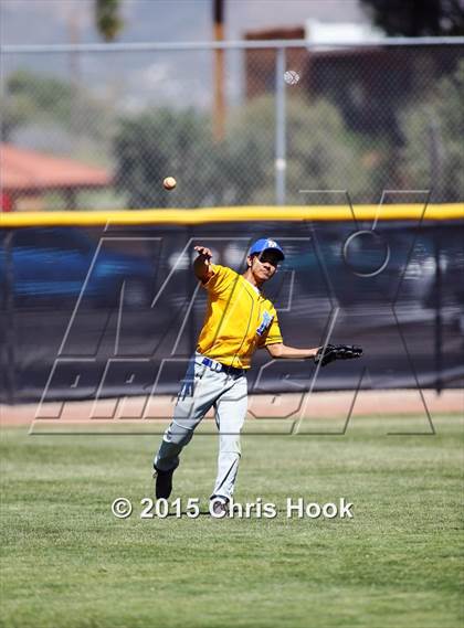 Thumbnail 2 in Palo Verde vs. Snowflake (Panther Invitational) photogallery.