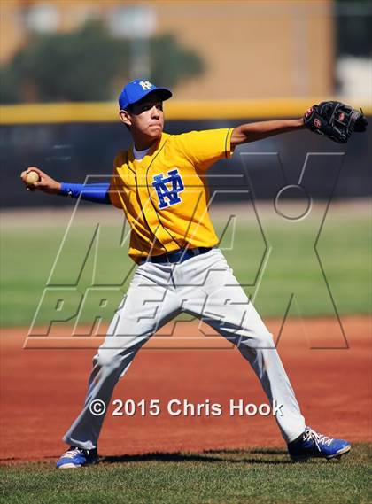 Thumbnail 2 in Palo Verde vs. Snowflake (Panther Invitational) photogallery.