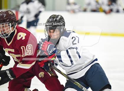 Thumbnail 3 in Gloucester Catholic @ St. Augustine Prep photogallery.
