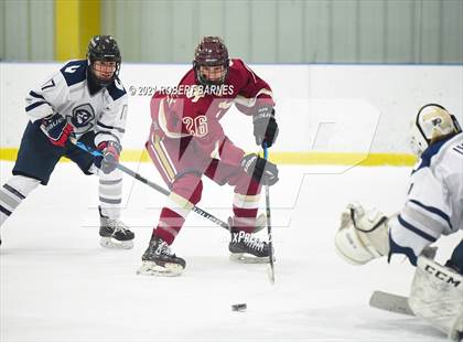 Thumbnail 3 in Gloucester Catholic @ St. Augustine Prep photogallery.