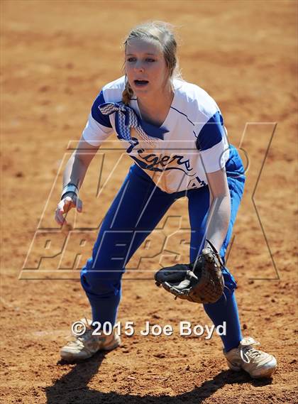 Thumbnail 1 in Auburn vs. Sparkman photogallery.