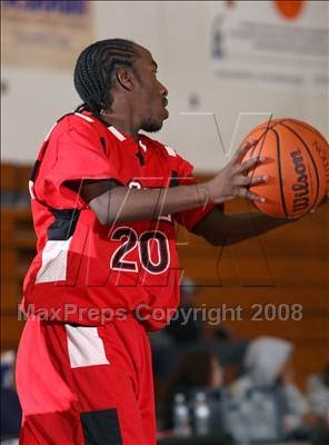 Thumbnail 1 in Diamond Ranch vs. Hoover (Johnnie Cochran Classic) photogallery.