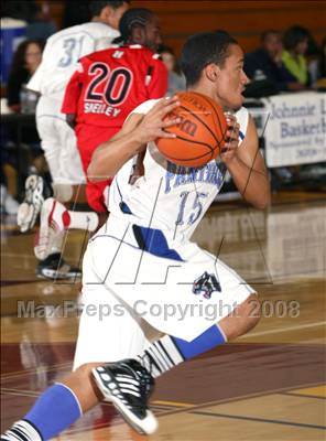 Thumbnail 1 in Diamond Ranch vs. Hoover (Johnnie Cochran Classic) photogallery.
